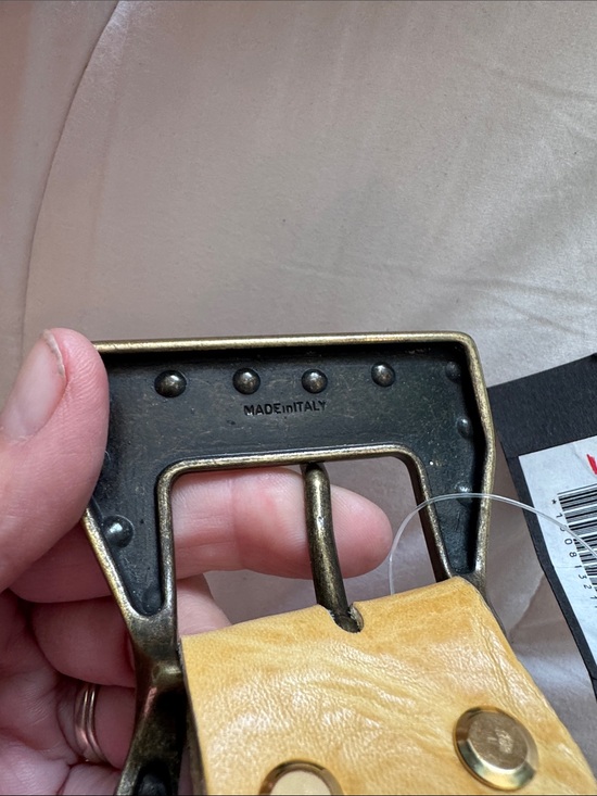 La alibe luigi NWT yellow leather belt with brass buckle. Made in Italy main image 4